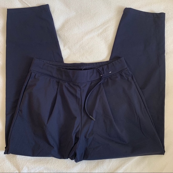 Uniqlo active jogger style ankle pants - Picture 2 of 4